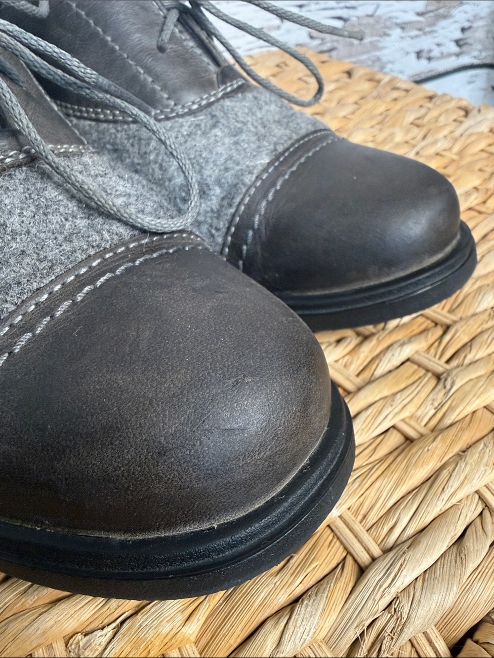 Sorel Major Oxford distressed brown Leather & gray Wool - Picture 7 of 13